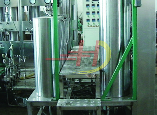 3*20L超臨界CO2提取設備HD22-40-20