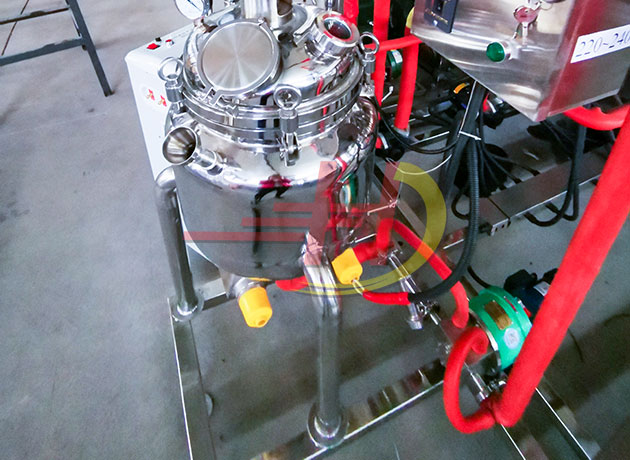 3級0.3平方分子蒸餾設備